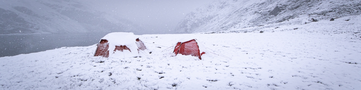Översnöade tält i Rondane nationalpark